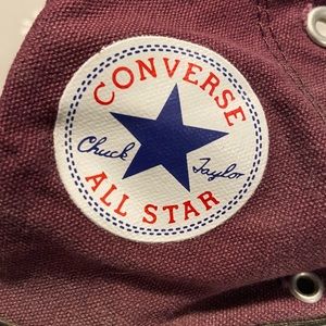 Vintage Burgundy/Purple Converse Woman Size 7.5
